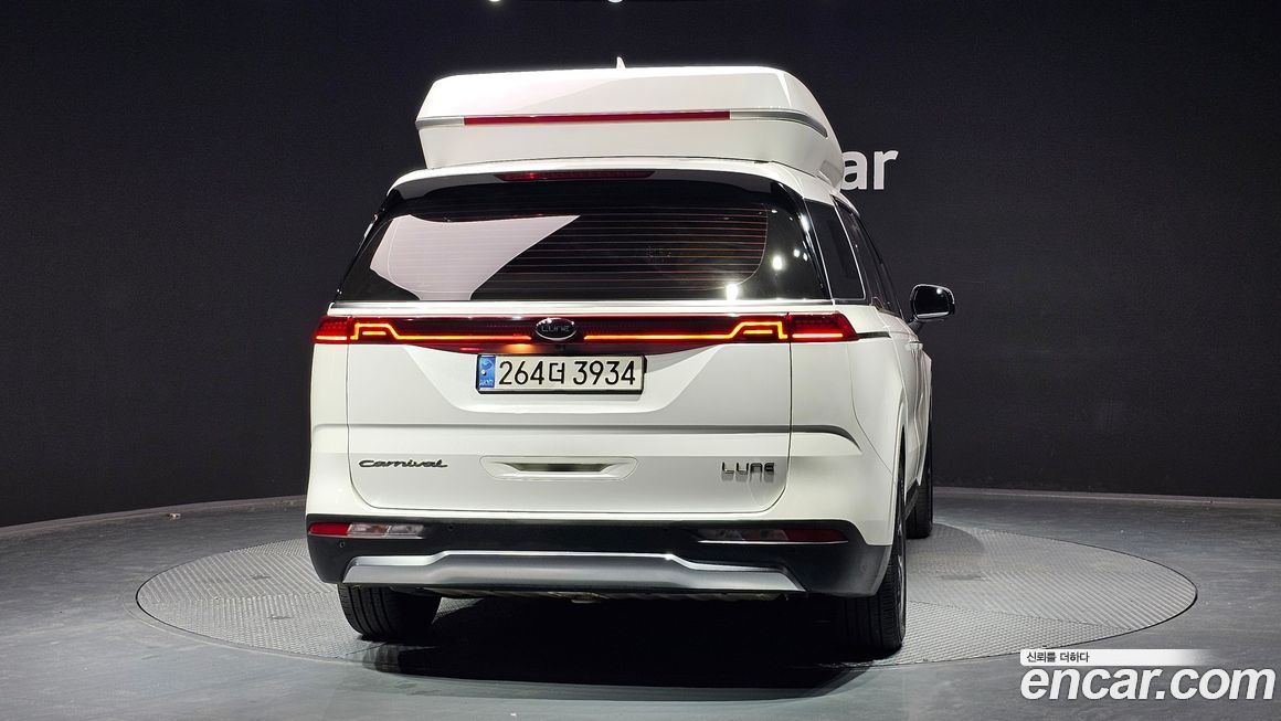 Kia Canival 2021