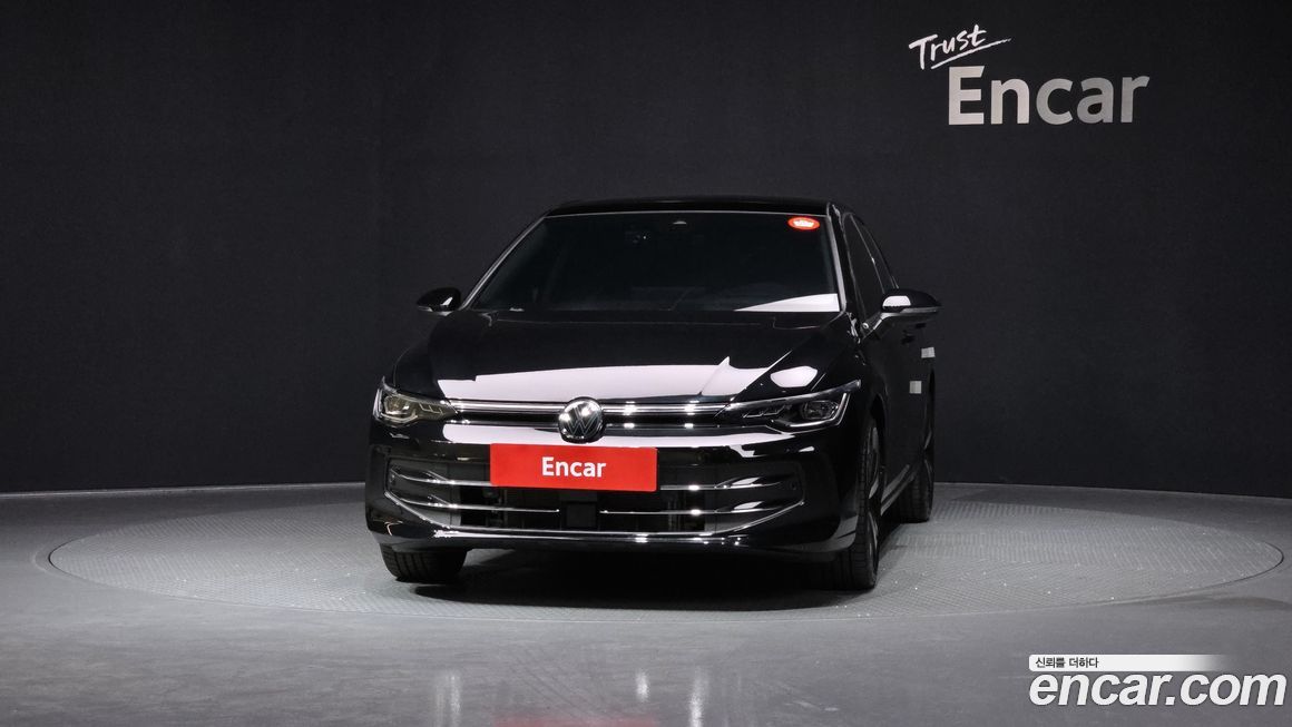 Volkswagen Golf 2025