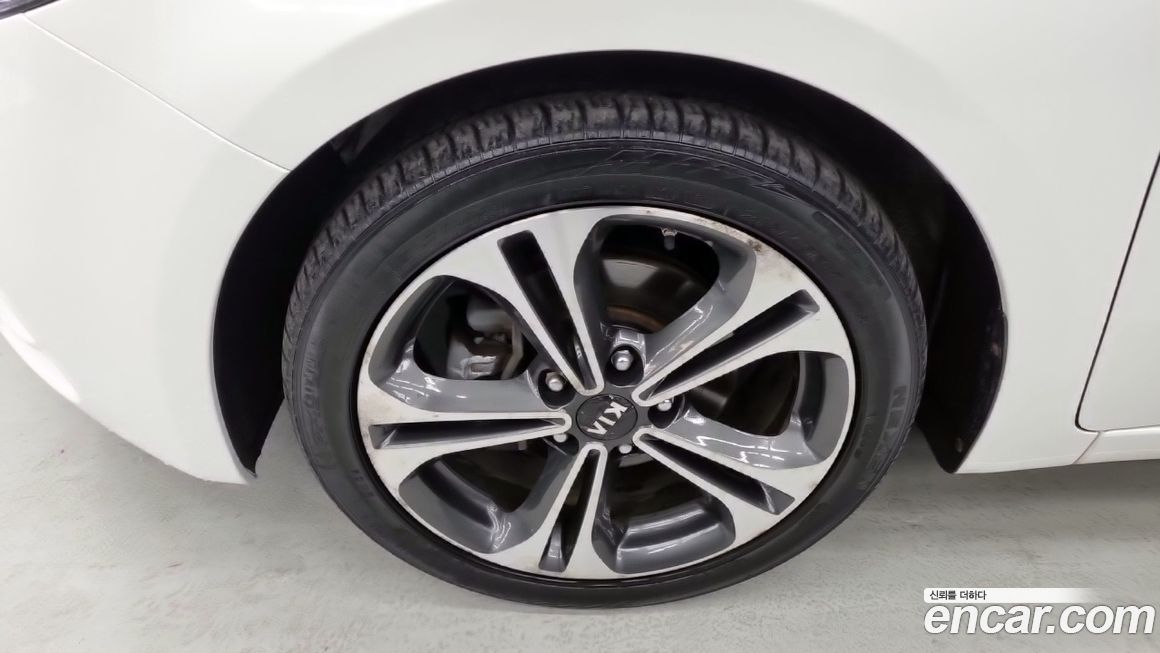 Kia K3 2013