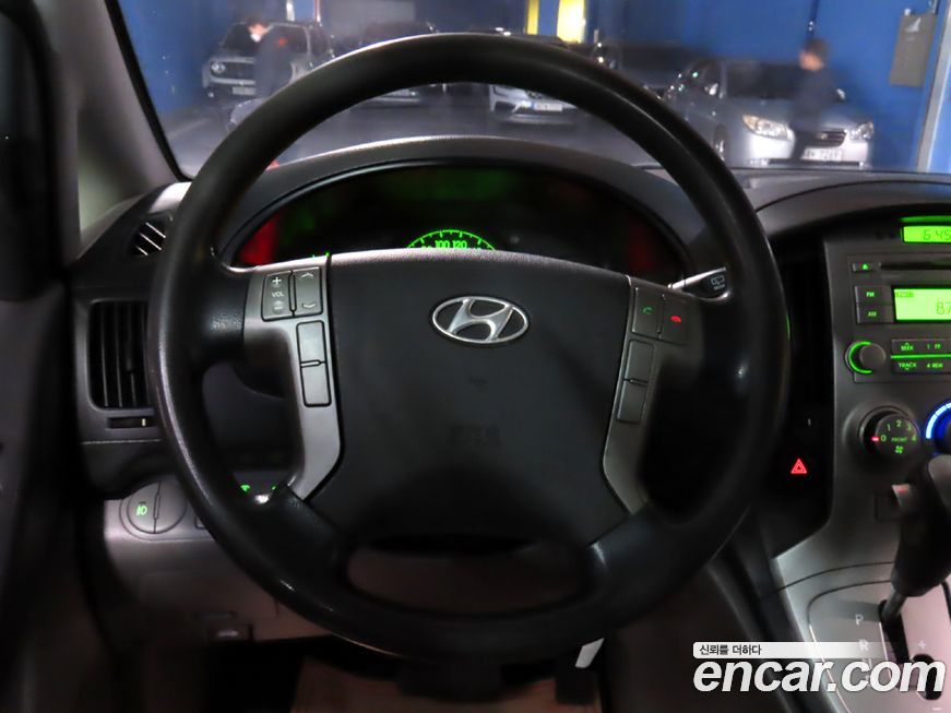 Hyundai Starex 2016