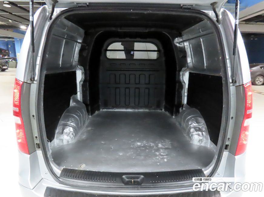 Hyundai Starex 2016