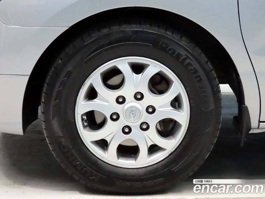 Hyundai Starex 2016
