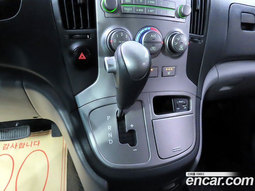 Hyundai Starex 2016
