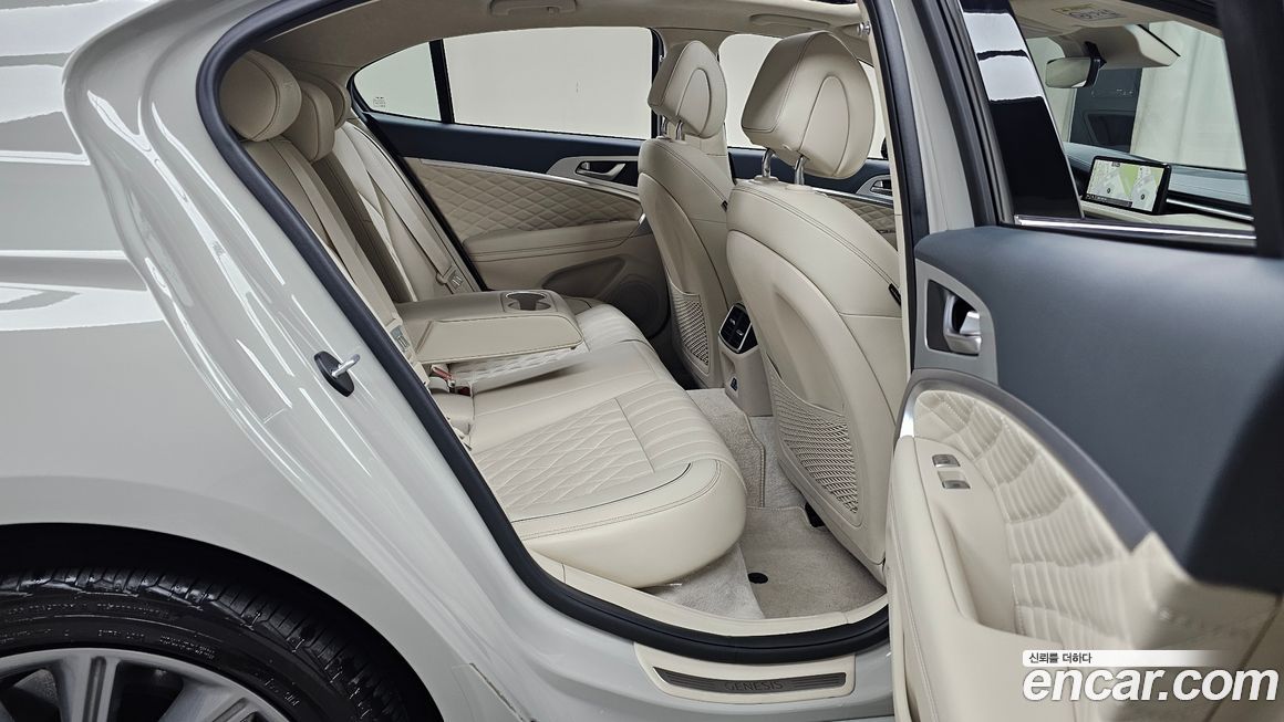 Genesis G70 2024