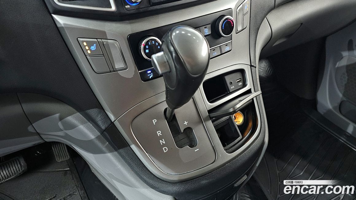 Hyundai Starex 2019