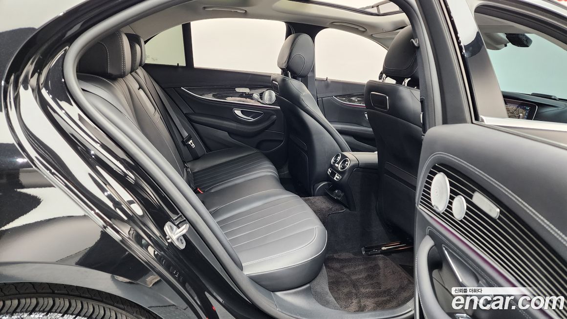 Mercedes-Benz E-Class 2020