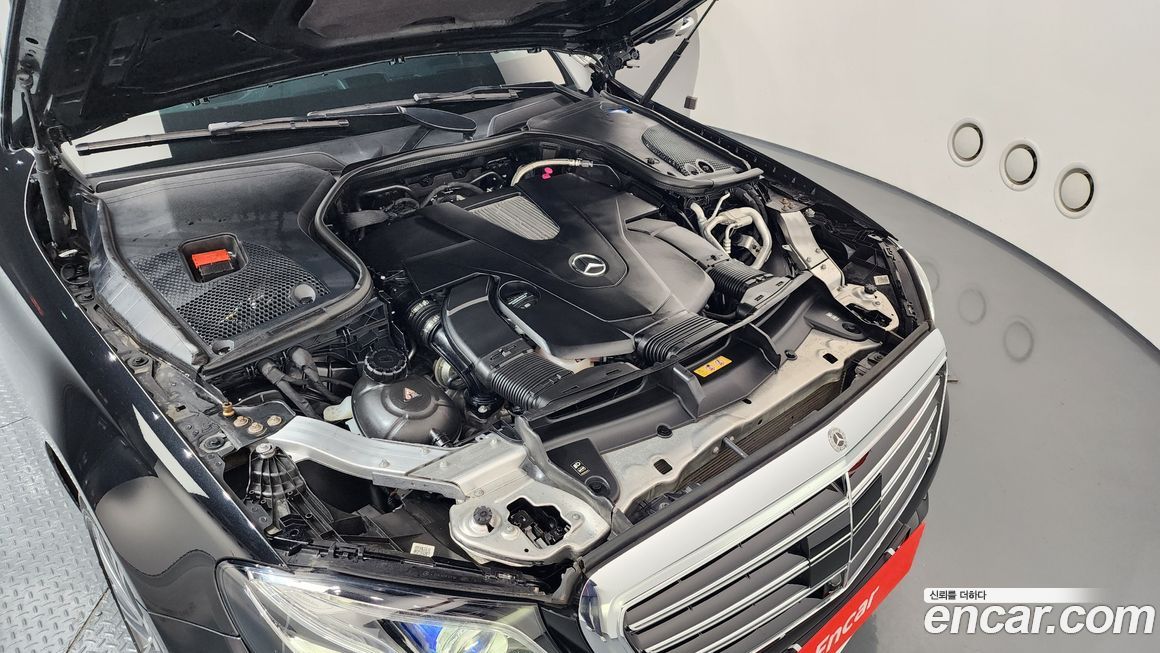 Mercedes-Benz E-Class 2020