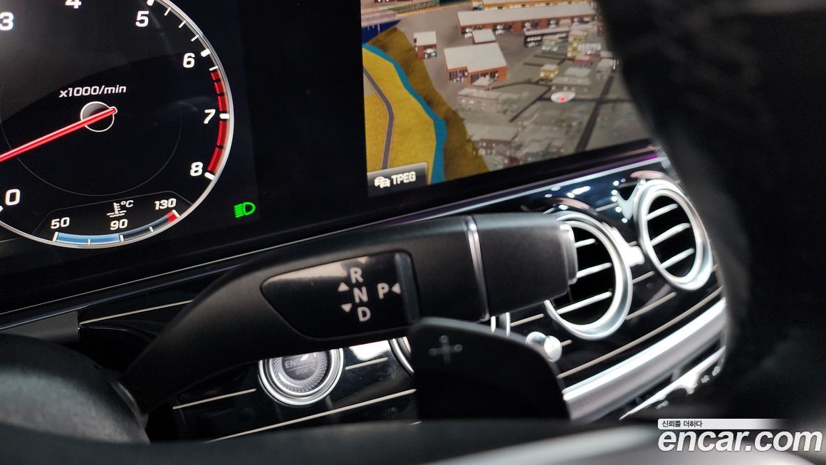 Mercedes-Benz E-Class 2020