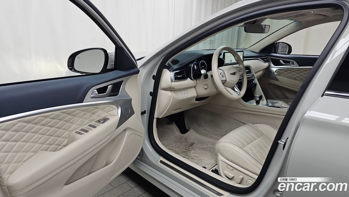 Genesis G70 2024