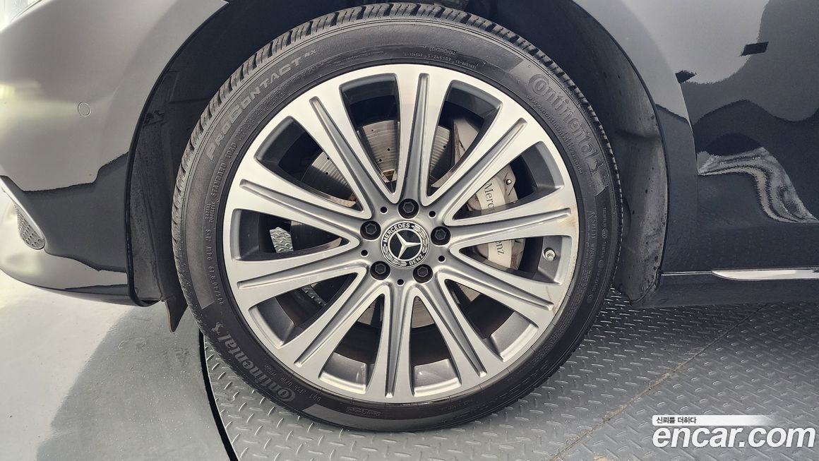 Mercedes-Benz E-Class 2020