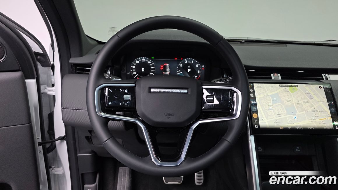 Land Rover Discovery Sport 2025