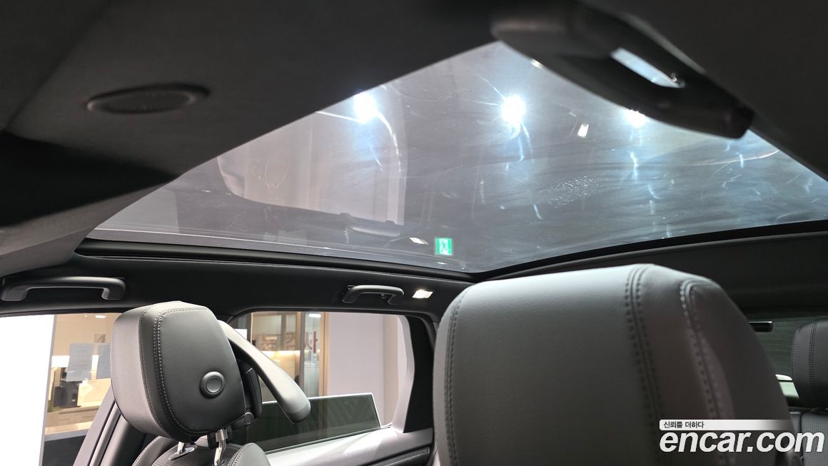Land Rover Discovery Sport 2025