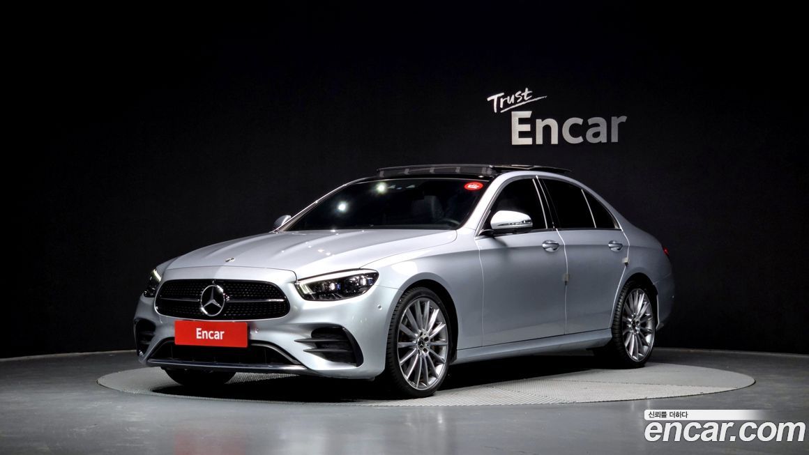 Mercedes-Benz E-Class 2022