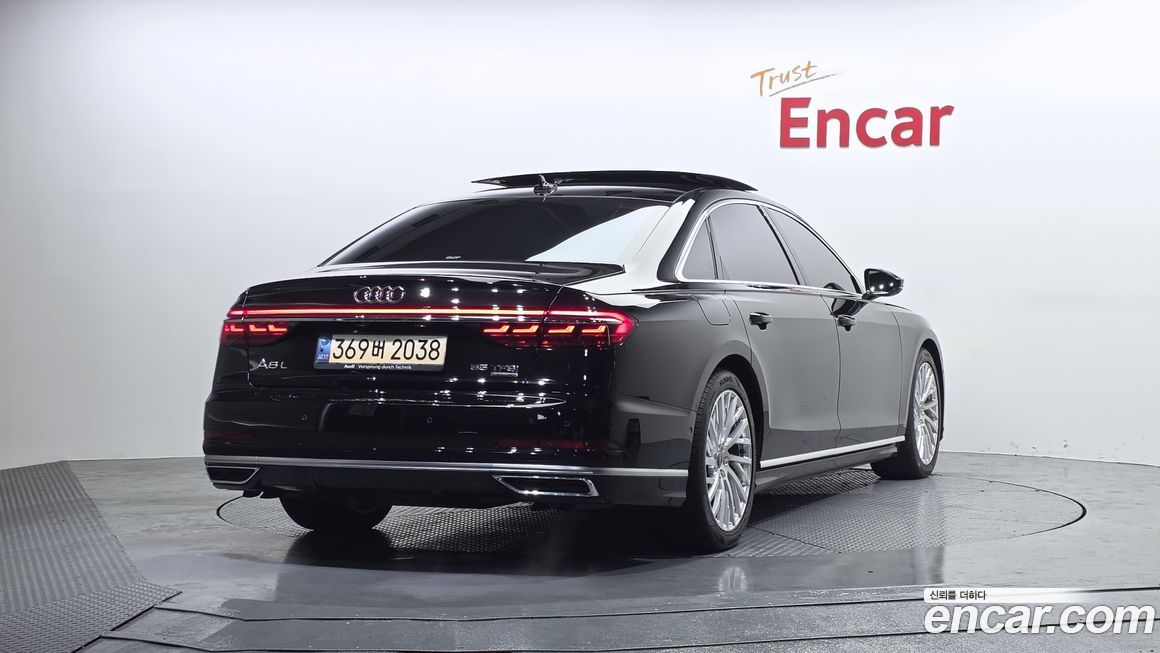 Audi A8 2021