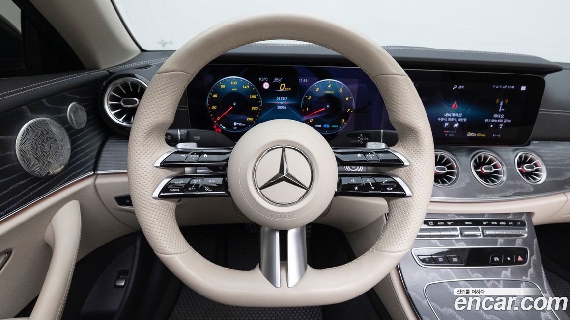Mercedes-Benz E-Class 2021