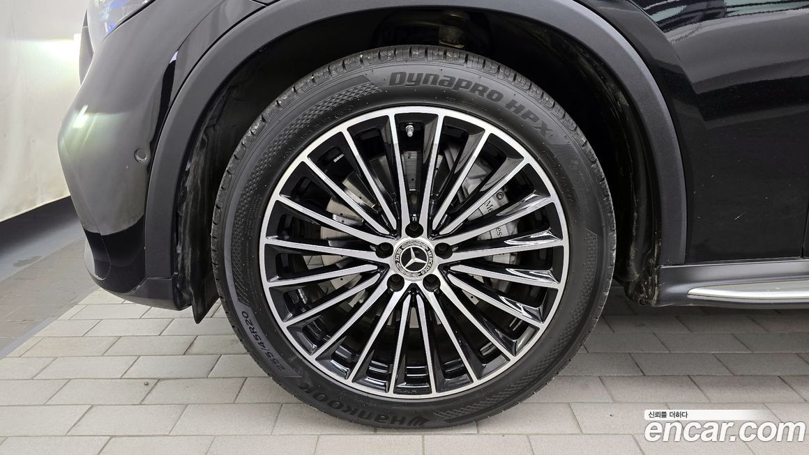 Mercedes-Benz GLC-Class 2024