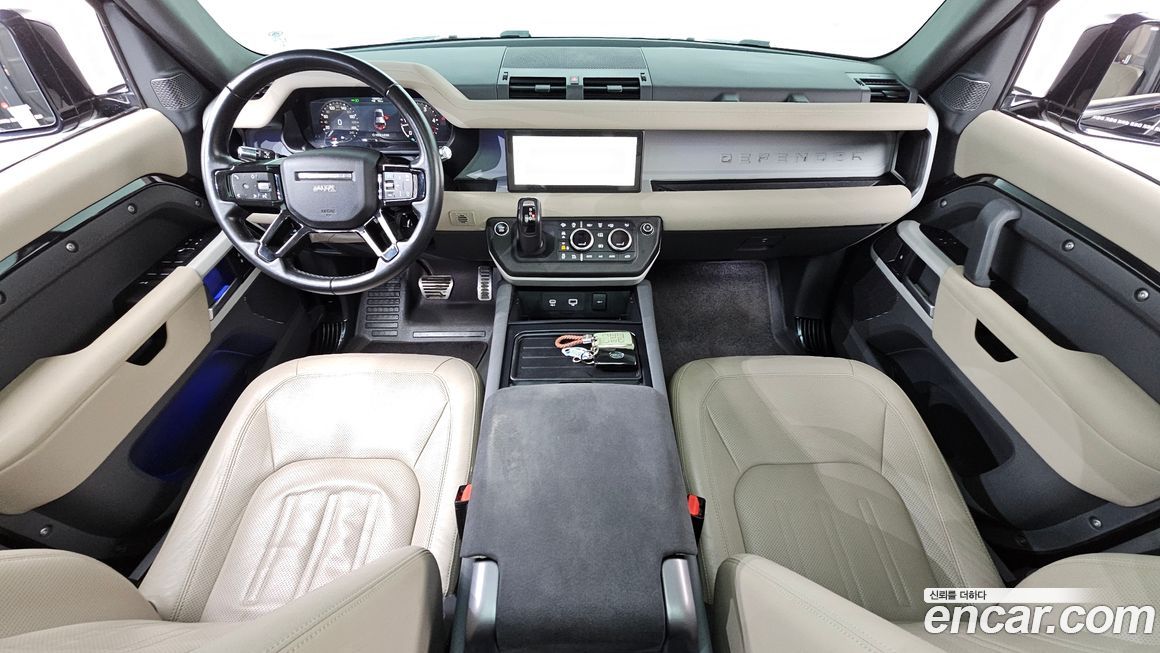 Land Rover Defender 2022