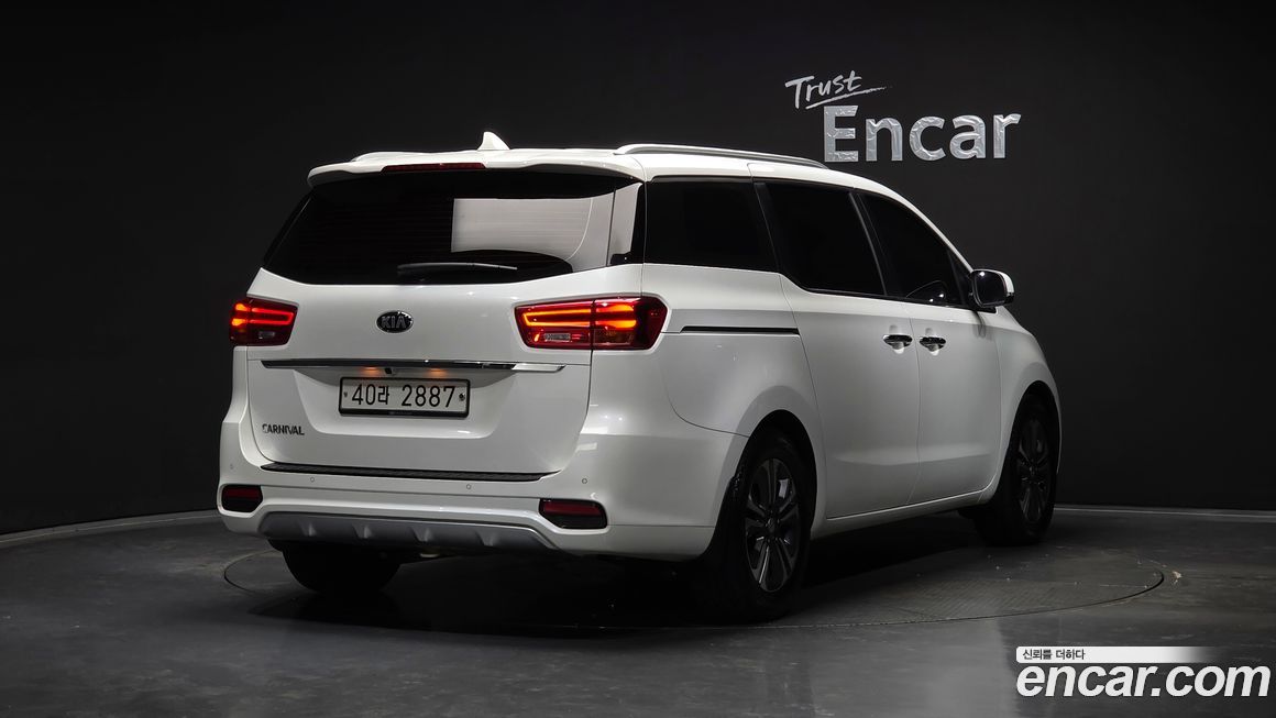 Kia Canival 2019