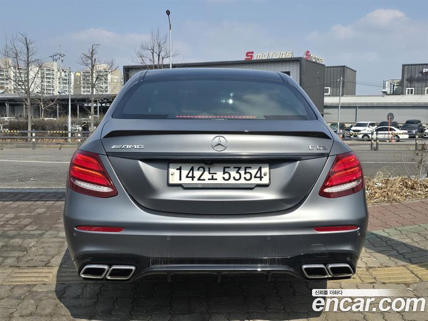 Mercedes-Benz E-Class 2019