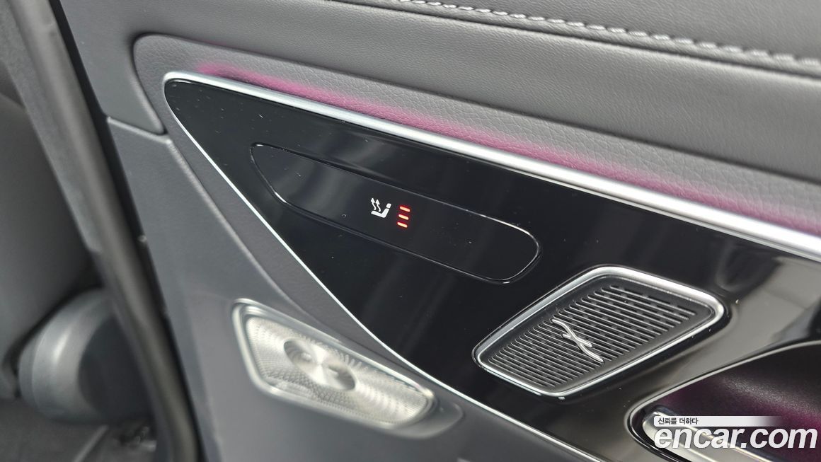 Mercedes-Benz GLC-Class 2024