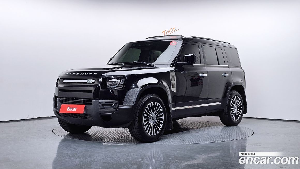 Land Rover Defender 2022