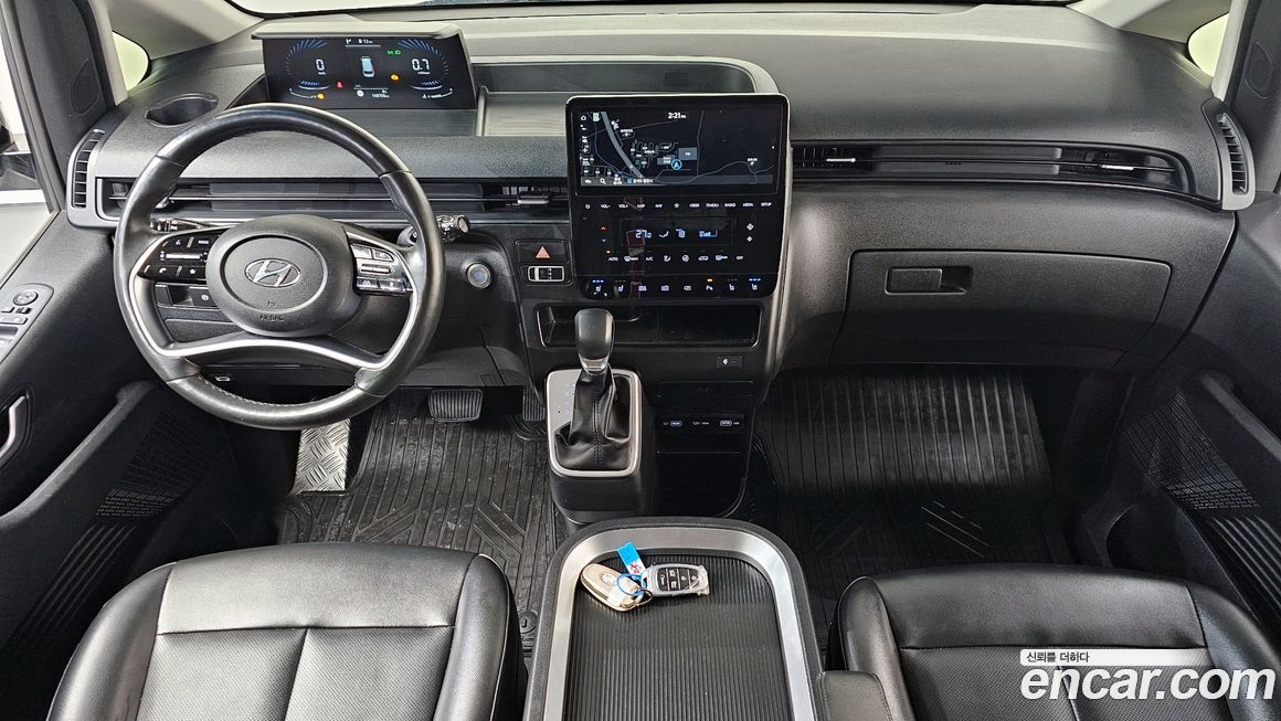 Hyundai Staria 2022