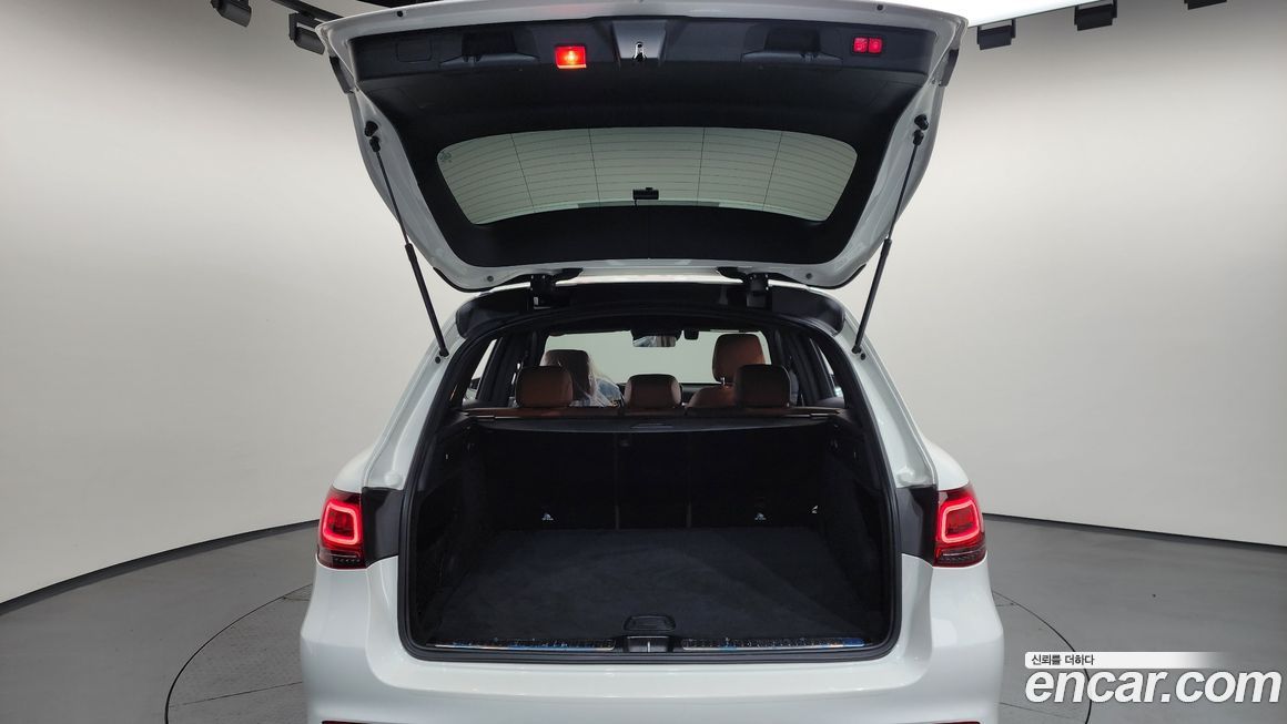 Mercedes-Benz GLC-Class 2022