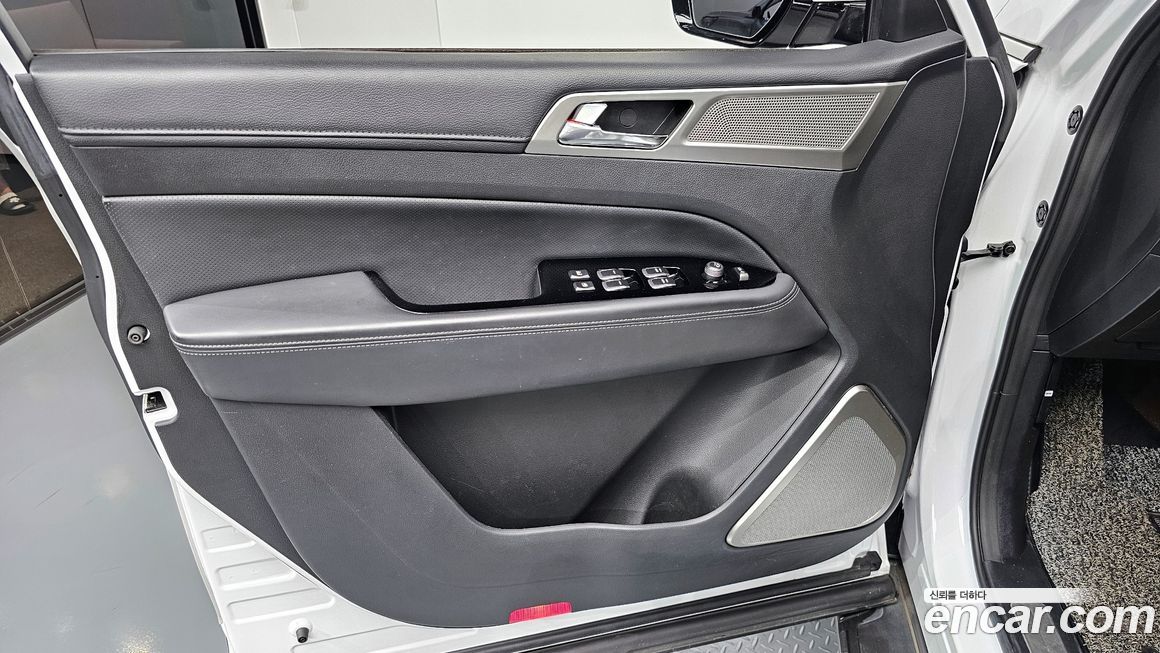 KG_Mobility_Ssangyong Rexton 2018