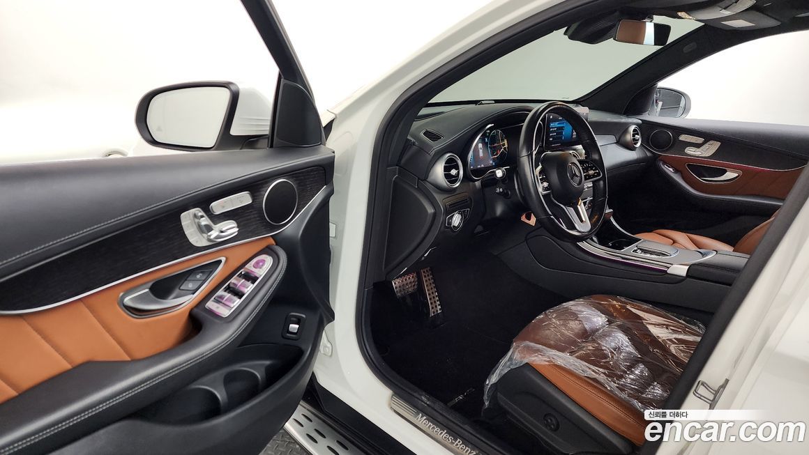 Mercedes-Benz GLC-Class 2022