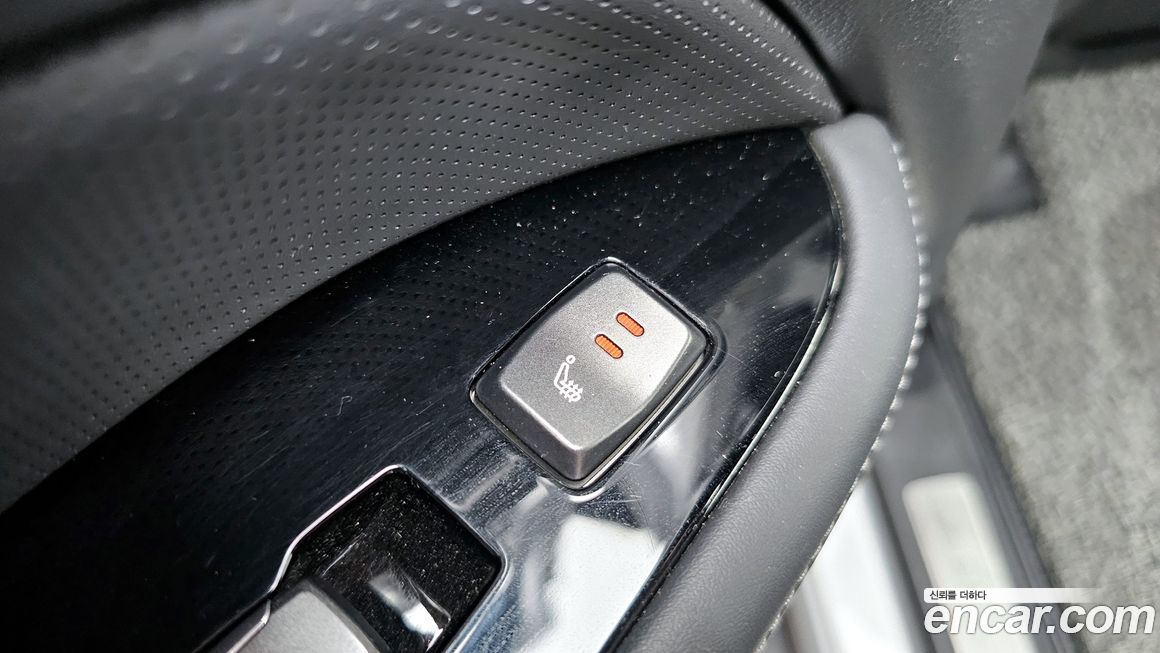 KG_Mobility_Ssangyong Rexton 2018