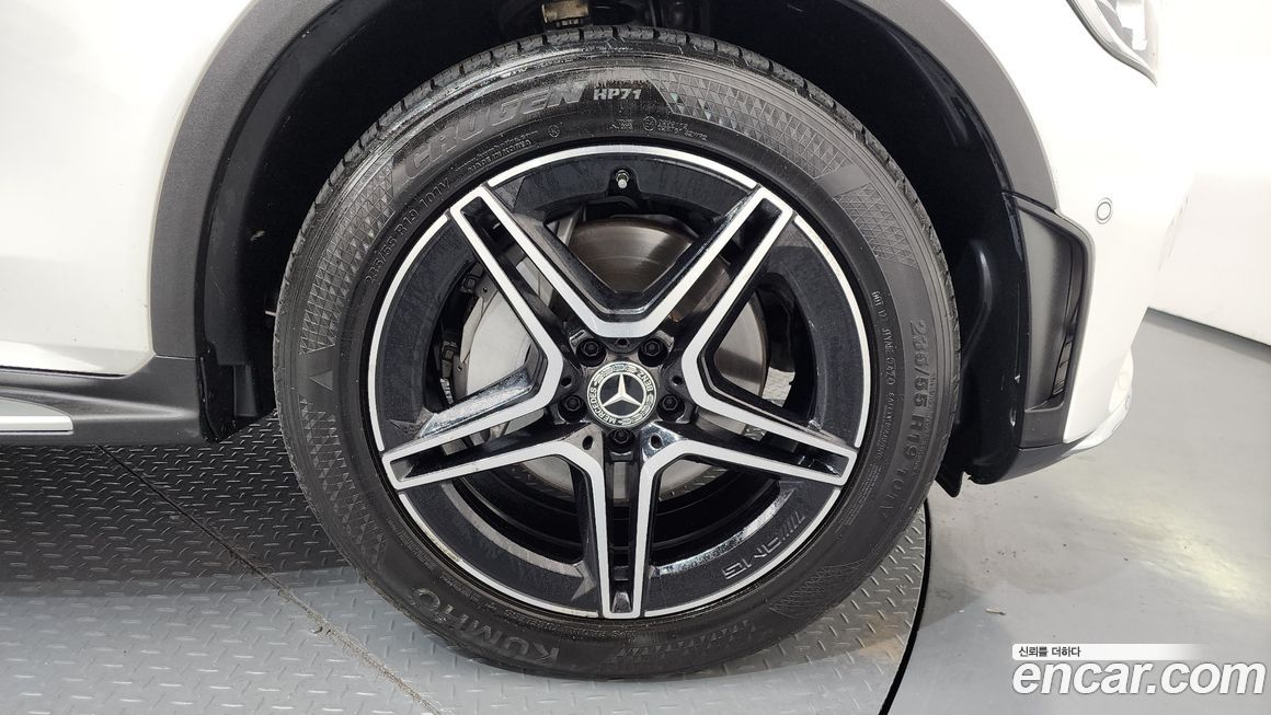 Mercedes-Benz GLC-Class 2022