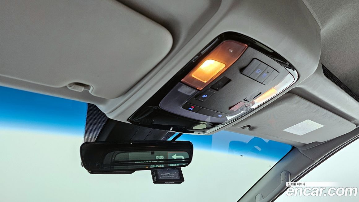 Hyundai Staria 2022