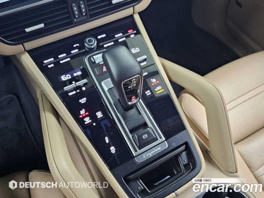 Porsche Cayenne 2020