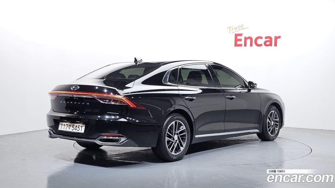 Hyundai Grandeur 2021