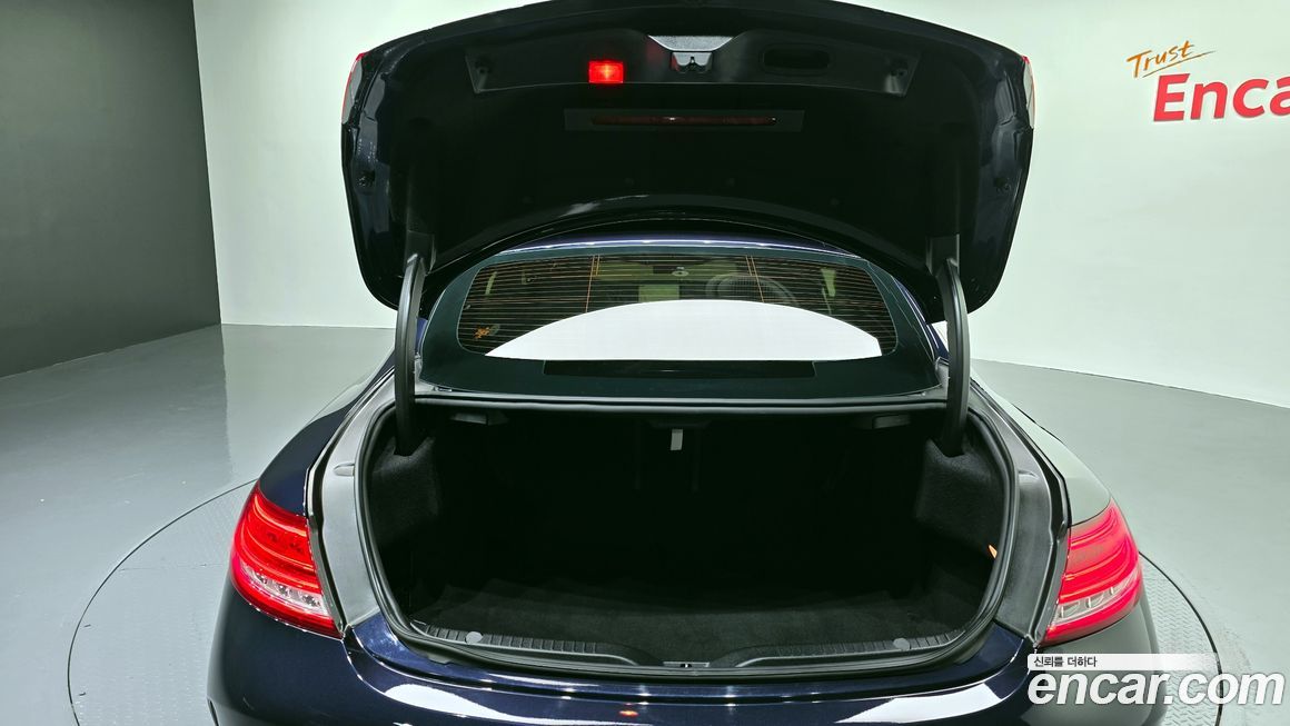 Mercedes-Benz C-Class 2018