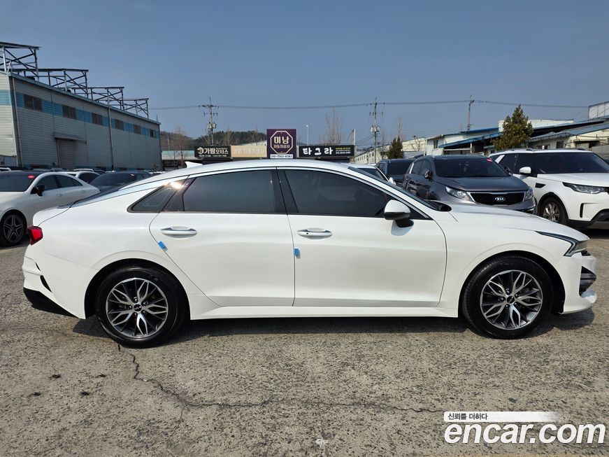Kia K5 2023