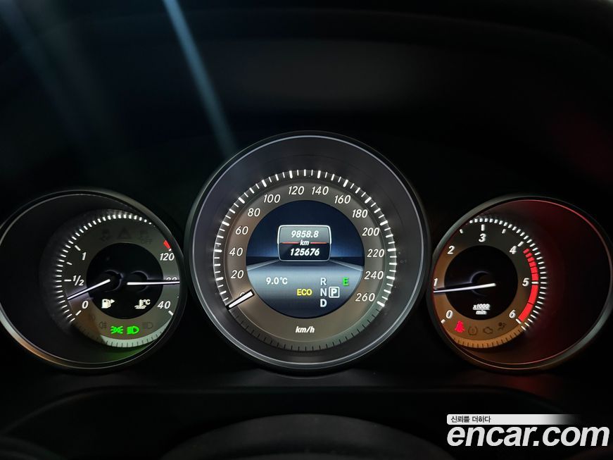 Mercedes-Benz E-Class 2016