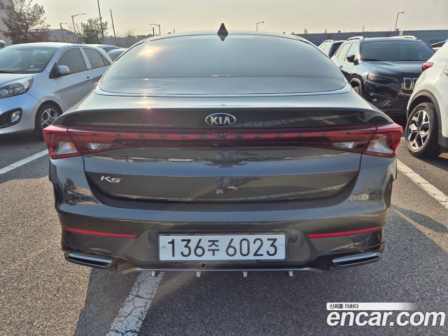 Kia K5 2021