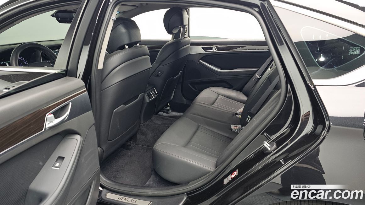 Genesis G80 2018