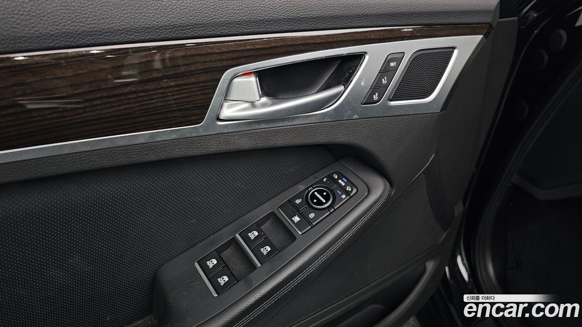 Genesis G80 2018
