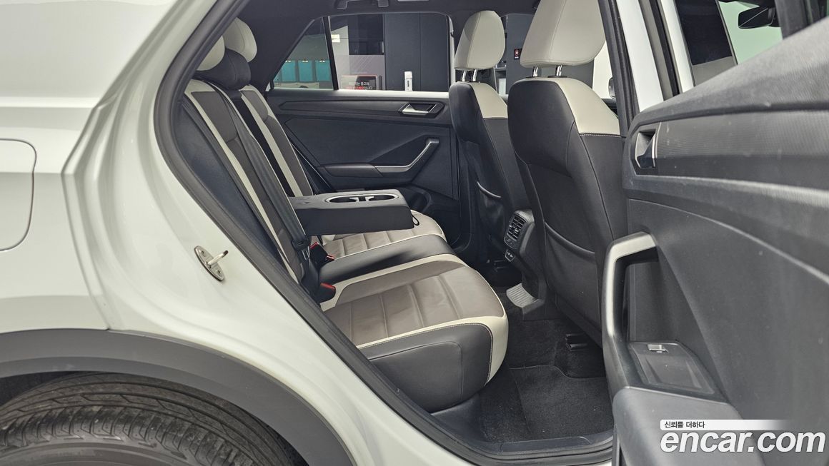 Volkswagen T-Roc 2021