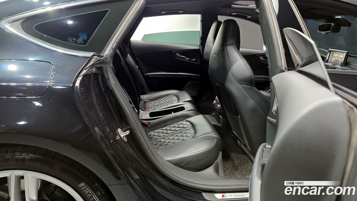Audi S7 2015
