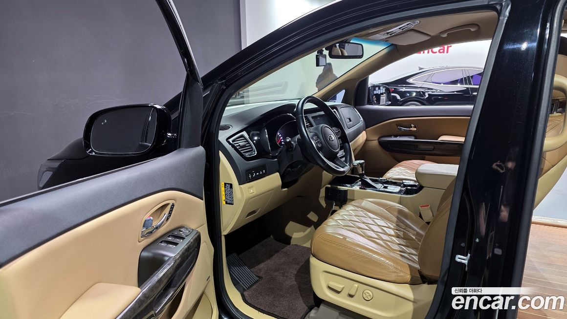 Kia Canival 2020