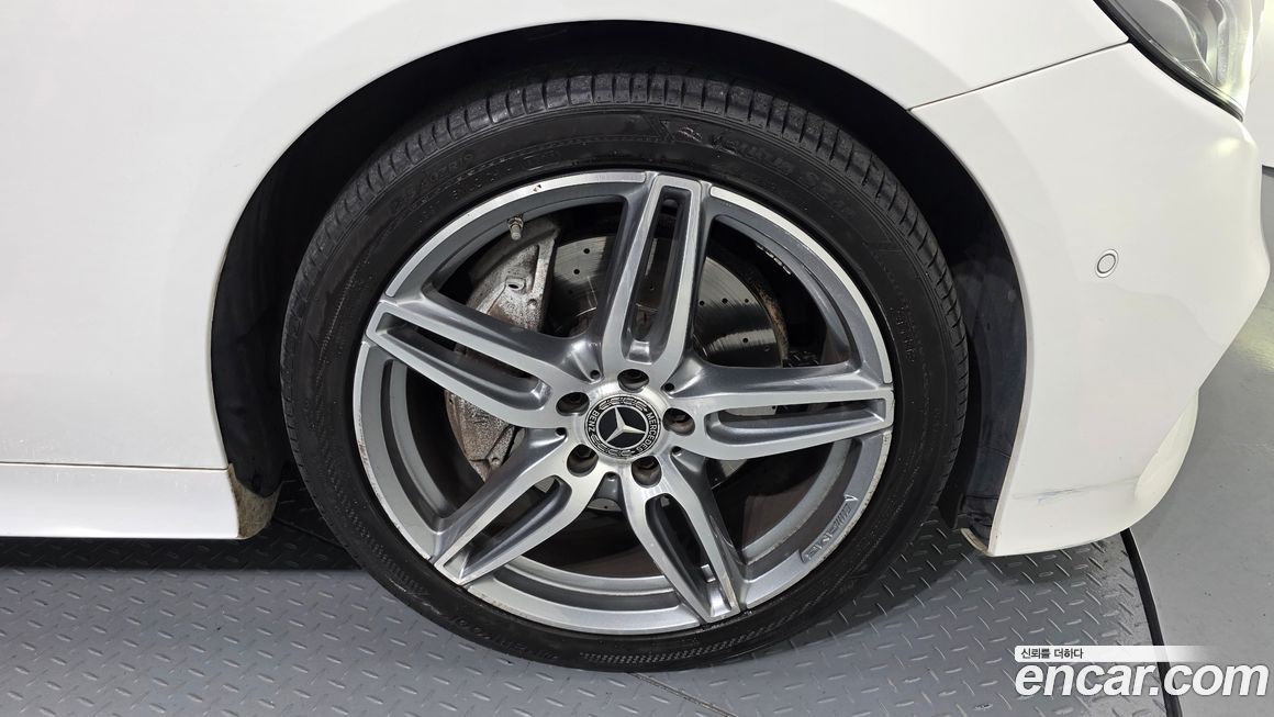 Mercedes-Benz E-Class 2017