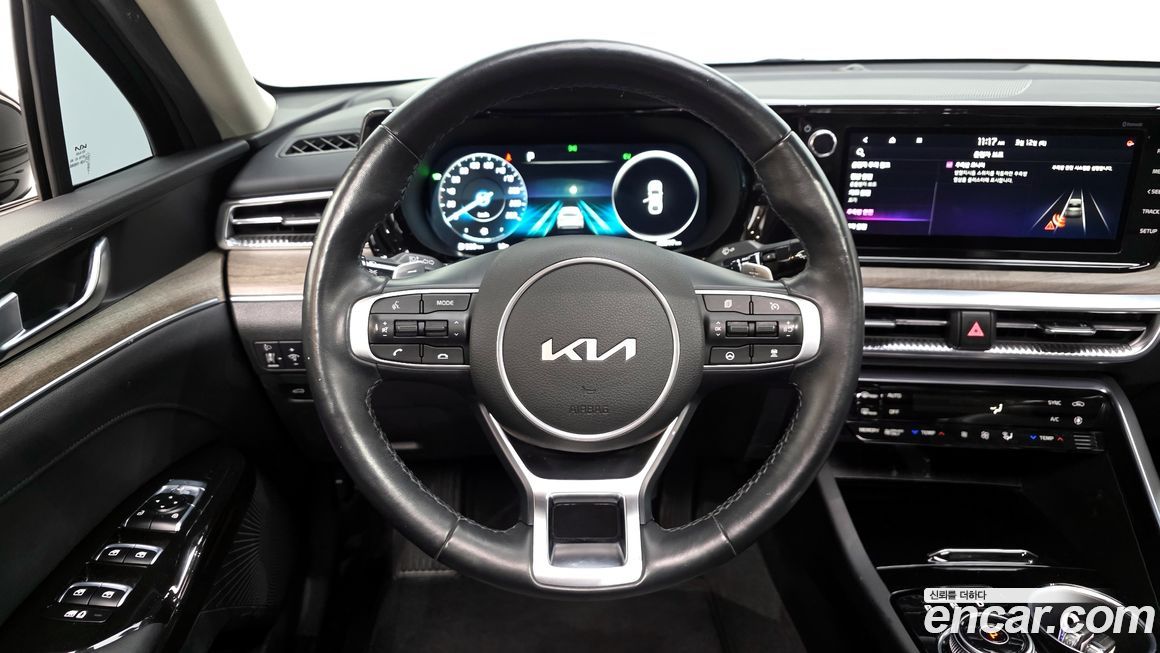 Kia K5 2023