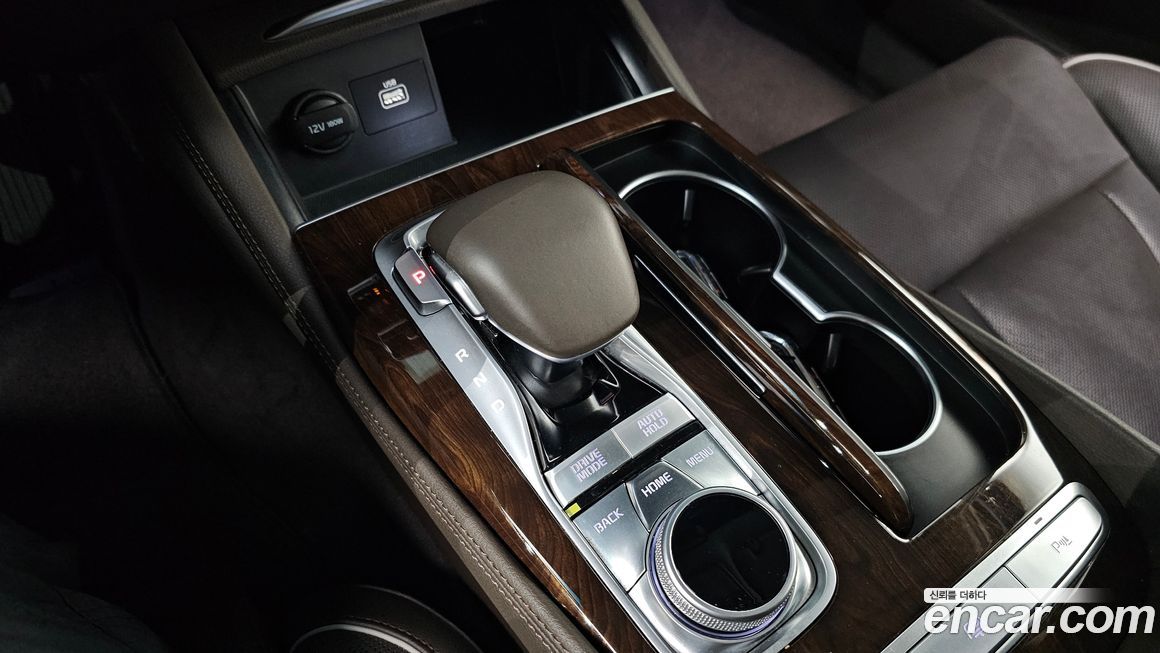 Kia K9 2019