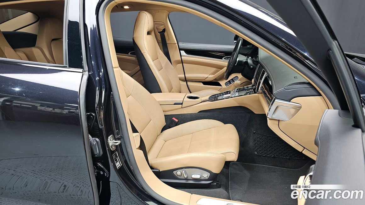 Porsche Panamera 2016