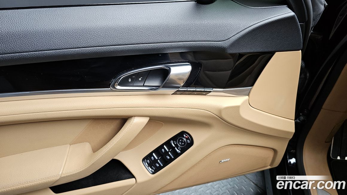 Porsche Panamera 2016