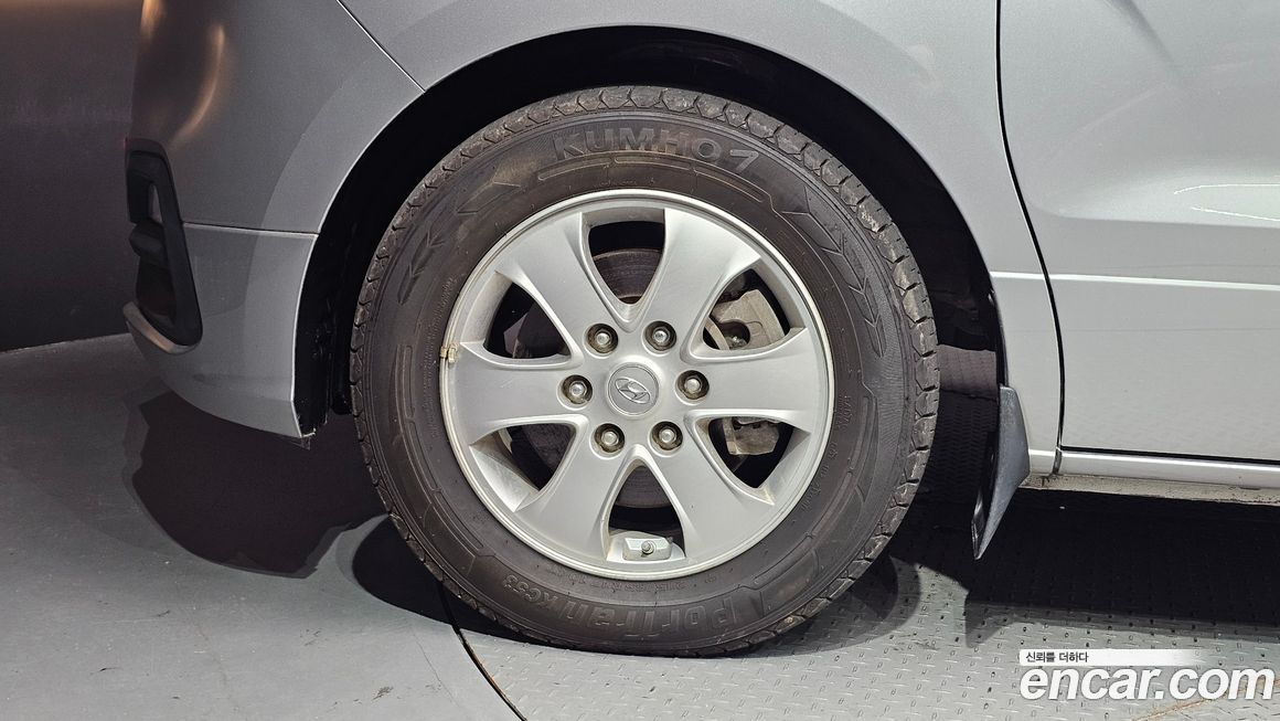 Hyundai Starex 2019