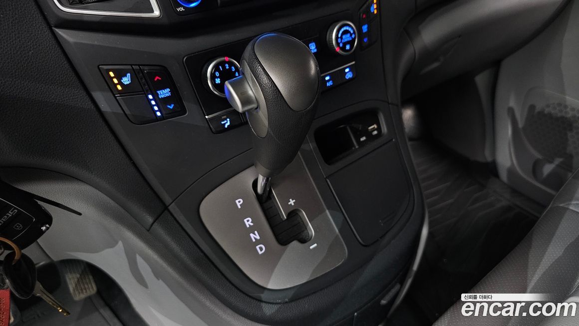 Hyundai Starex 2019